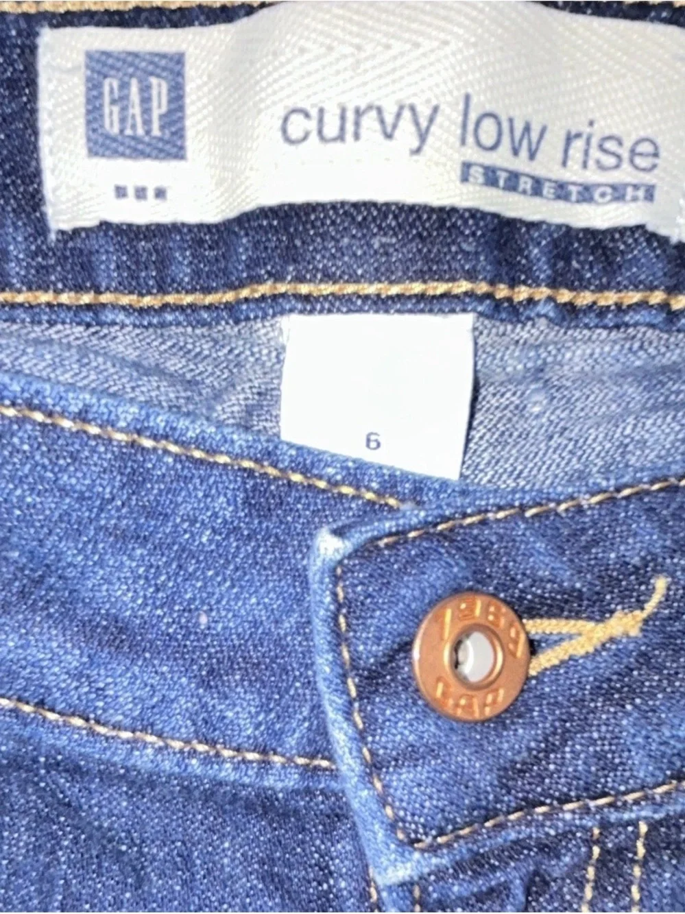GAP Women's Straight Leg Denim Jeans in Deep Indigo